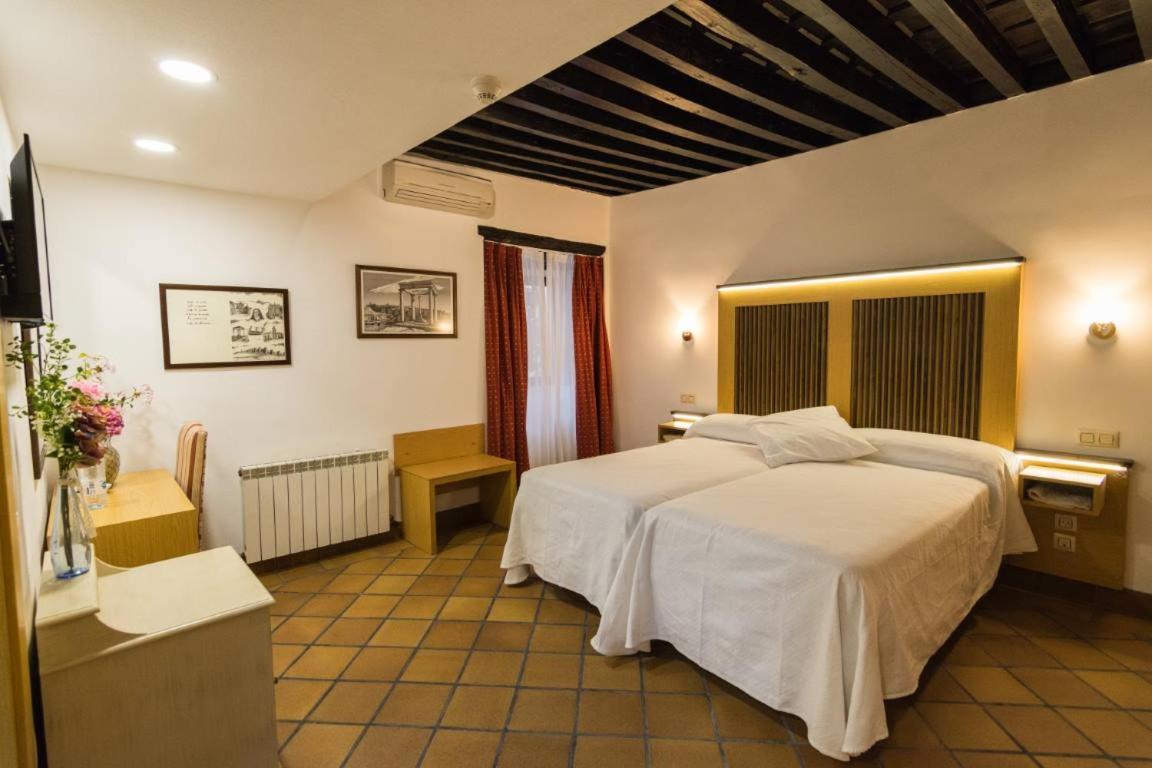 Antika Snoga Hotel Ávila Kültér fotó